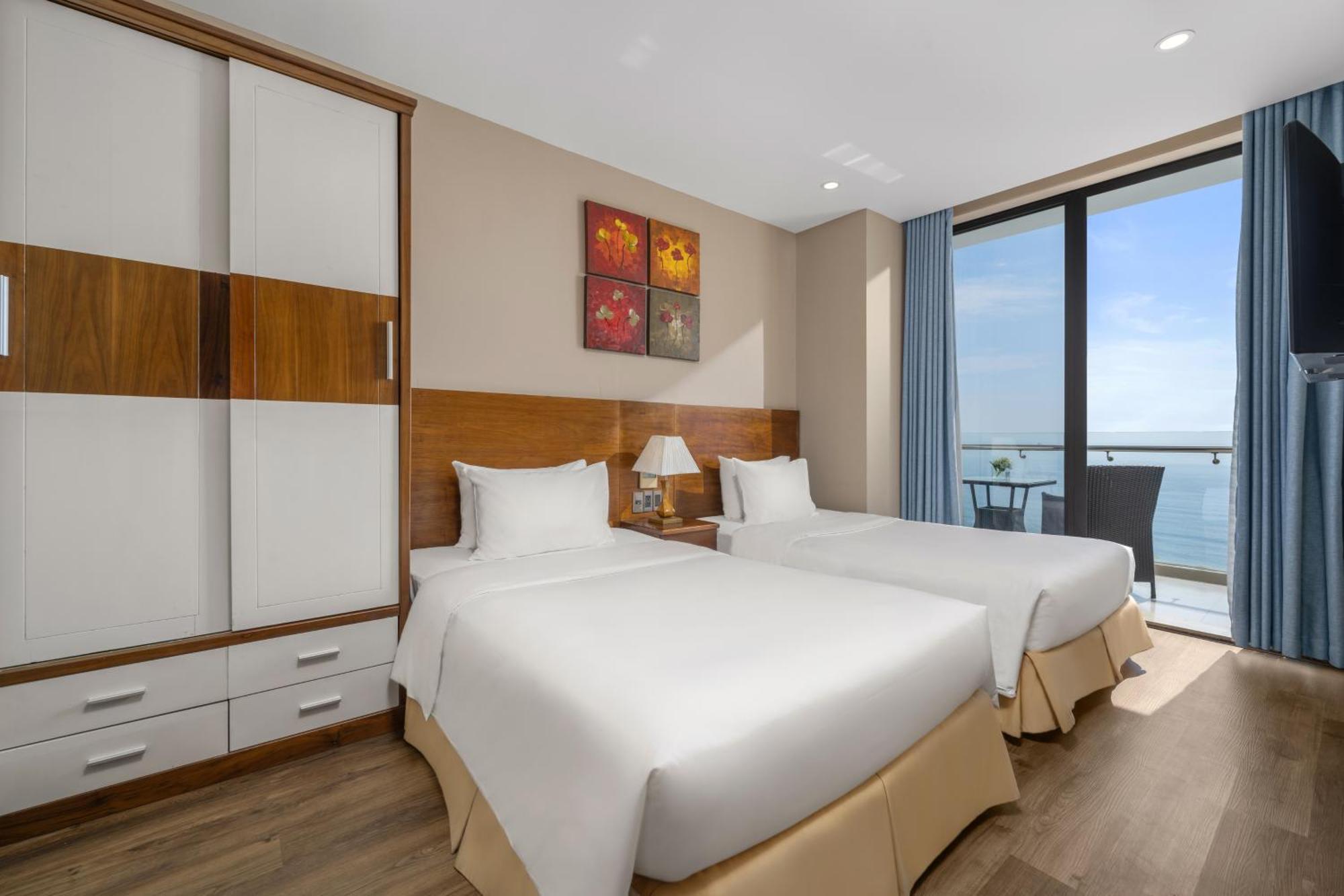 Yarra Ocean Suites Danang Extérieur photo