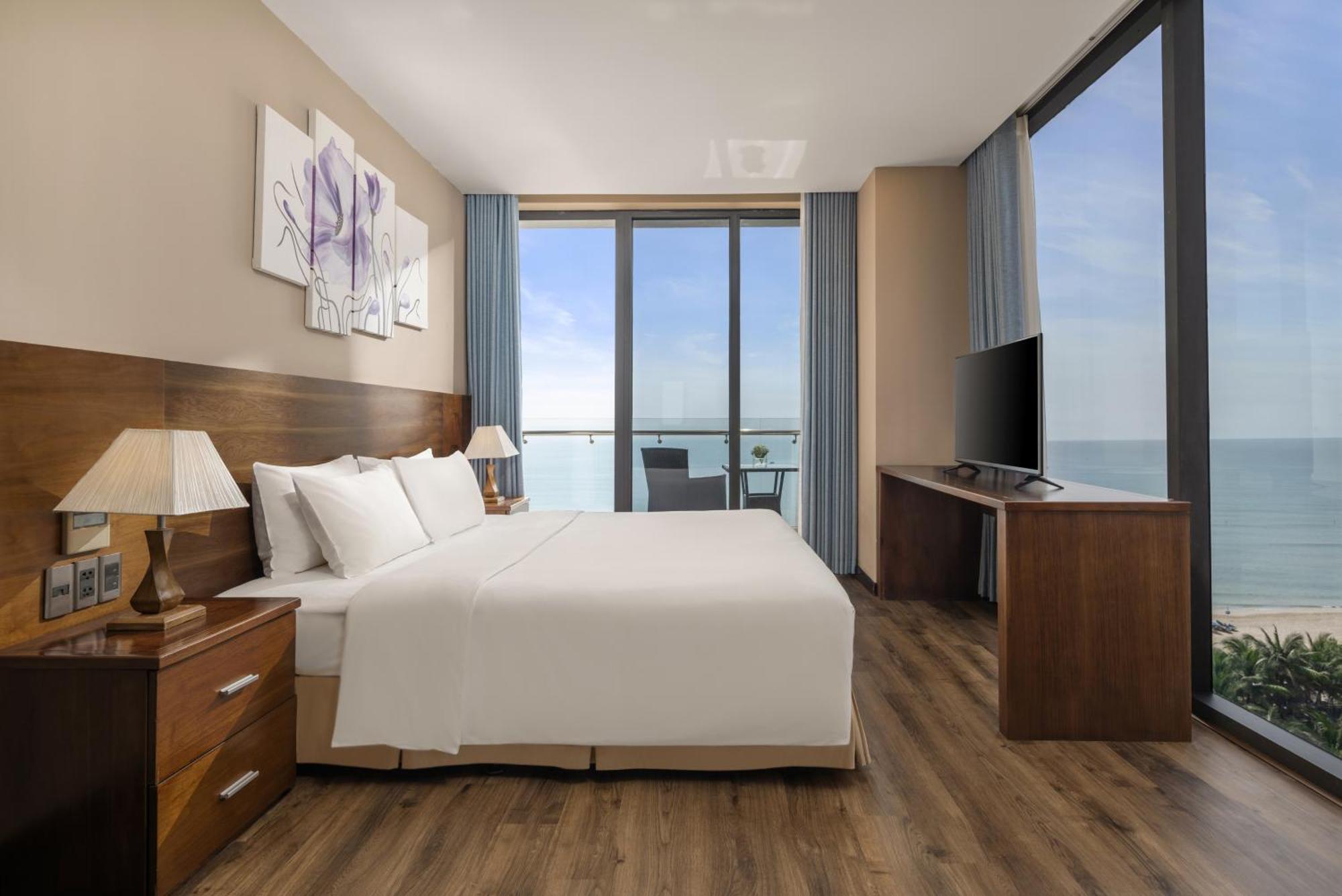 Yarra Ocean Suites Danang Extérieur photo