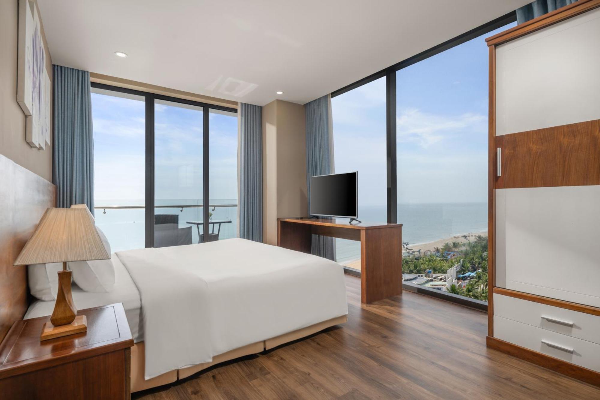 Yarra Ocean Suites Danang Extérieur photo