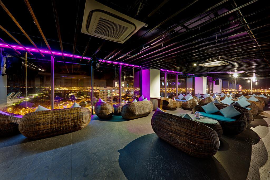 Yarra Ocean Suites Danang Extérieur photo